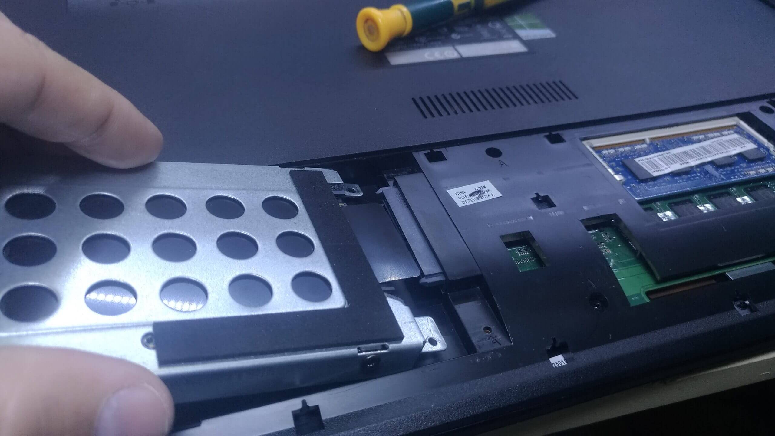 Замена жёсткого диска на ноутбуке